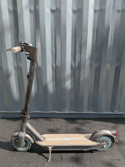 Segway Ninebot MAX G30D | 65km Reichweite | Generalüberholt & Garantie