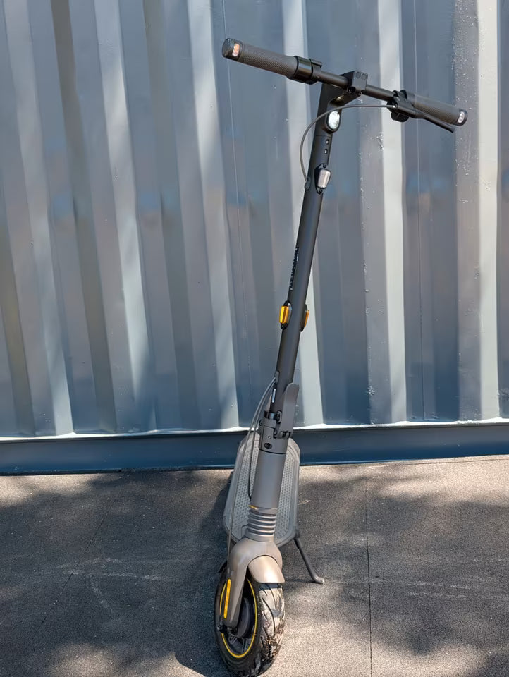 Segway-Ninebot MAX G2 E-Scooter | Generalüberholt & Top Zustand (70km)