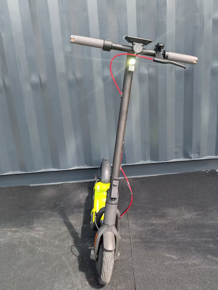 NAVEE V50i Pro E-Scooter | Vom Fachhändler geprüft | 50km Reichweite & Blinker + ABE