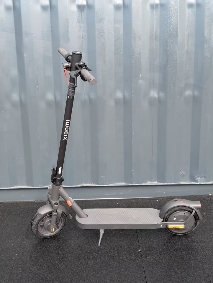 Xiaomi Electric Scooter Elite | Generalüberholt & Wie Neu!