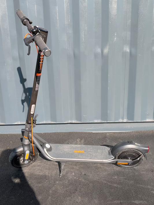 Segway Ninebot F2 Pro | 900W Power & Apple Find My!