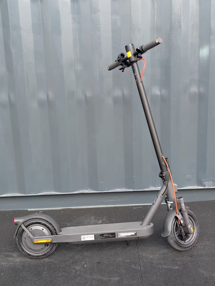 Xiaomi Electric Scooter Elite | Sehr guter Zustand | Blinker & Federung | Gewährleistung