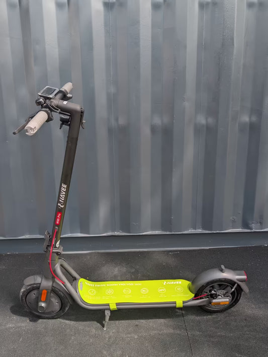 NAVEE V50i Pro E-Scooter | Vom Fachhändler geprüft | 50km Reichweite & Blinker + ABE