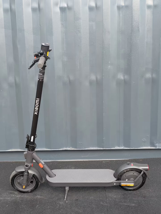 Xiaomi Electric Scooter Elite | Sehr guter Zustand | Blinker & Federung | Gewährleistung