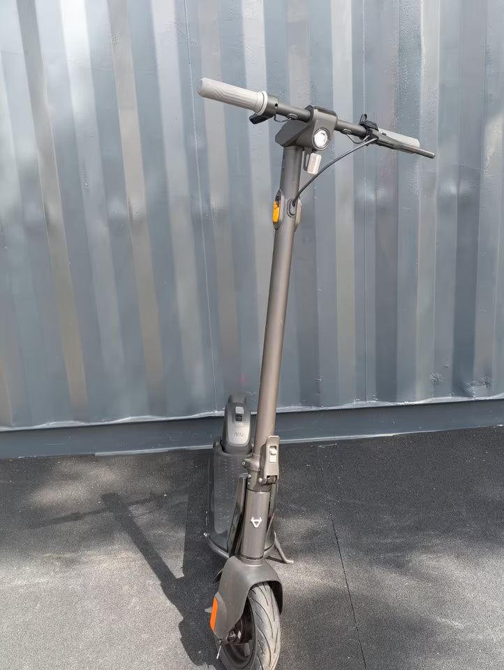 NIU KQi1 Pro E-Scooter | NEU & OVP | 25km Reichweite & Top-Komfort + ABE