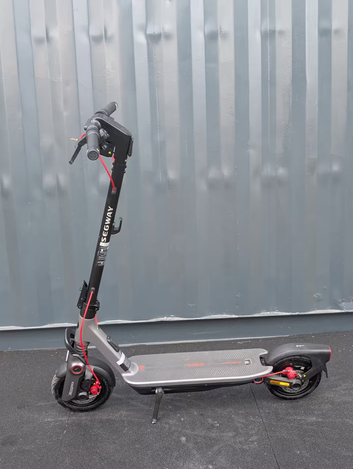 Segway-Ninebot F3 E-Scooter (2025/2026) | NEU & OVP | Neuestes Modell + ABE