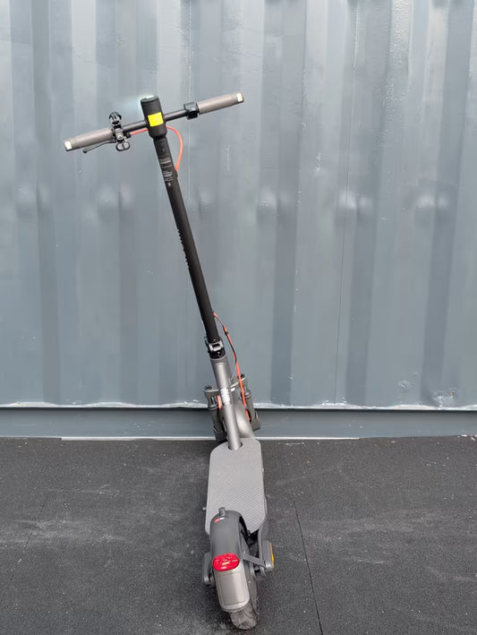 Xiaomi Electric Scooter Elite | Sehr guter Zustand | Blinker & Federung | Gewährleistung